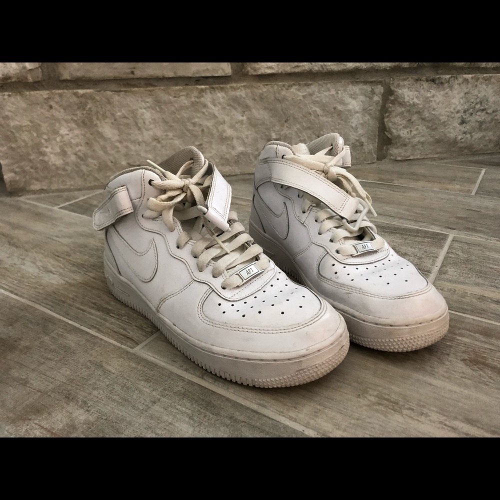 High top Air Force 1s